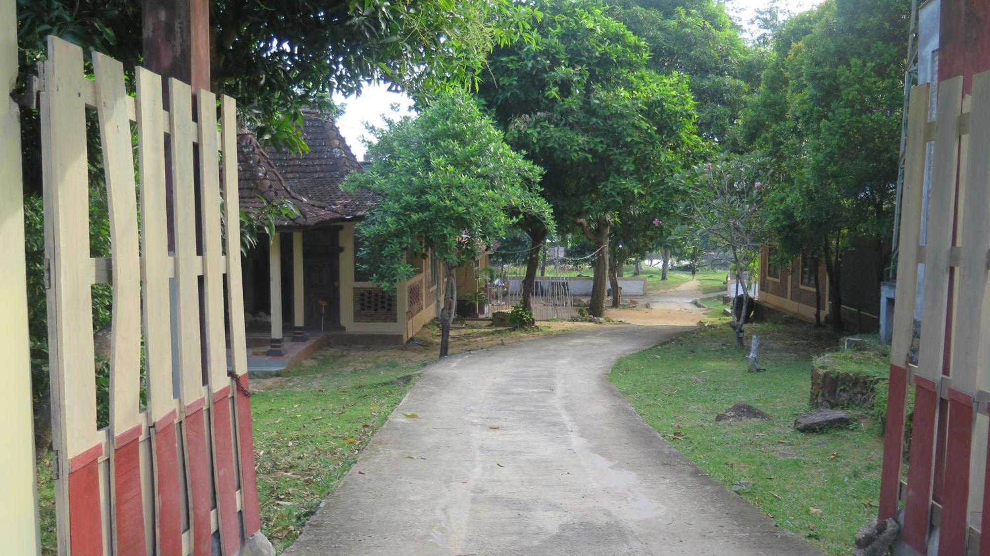 Mangrove Inn Karimunjawa Bagian luar foto