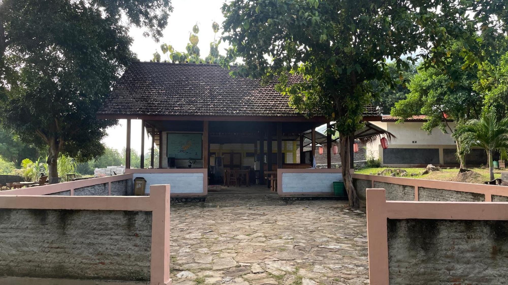 Mangrove Inn Karimunjawa Bagian luar foto