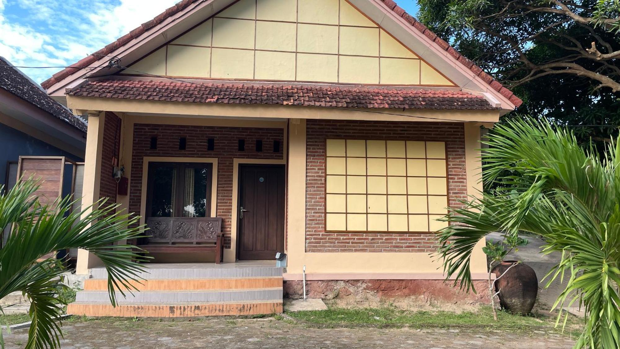 Mangrove Inn Karimunjawa Bagian luar foto