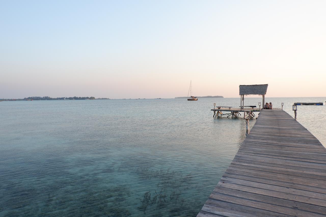 Mangrove Inn Karimunjawa Bagian luar foto